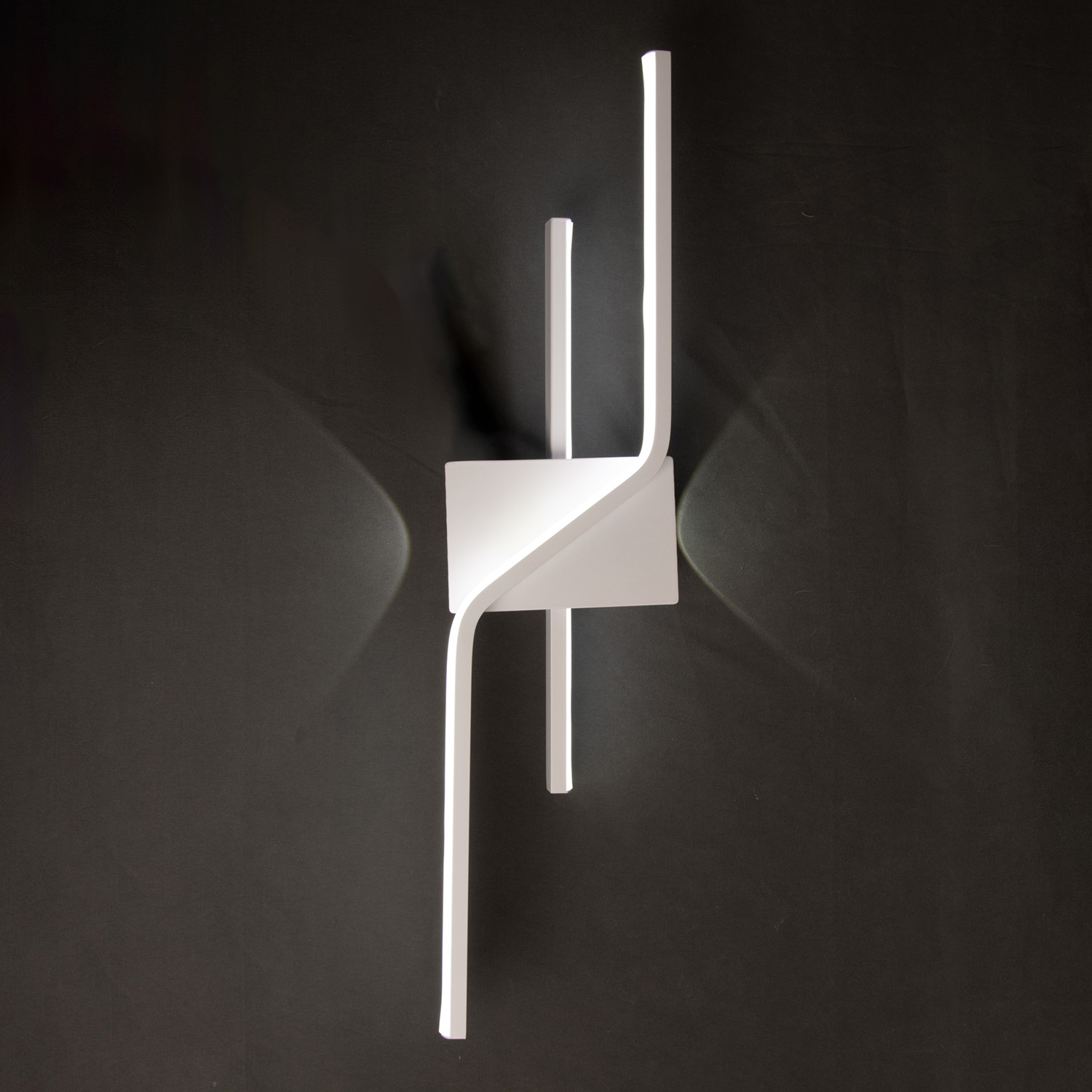 Бра светодиодный B1026 600 мм 44W  3 реж. VERNER LIGHTING*1/10