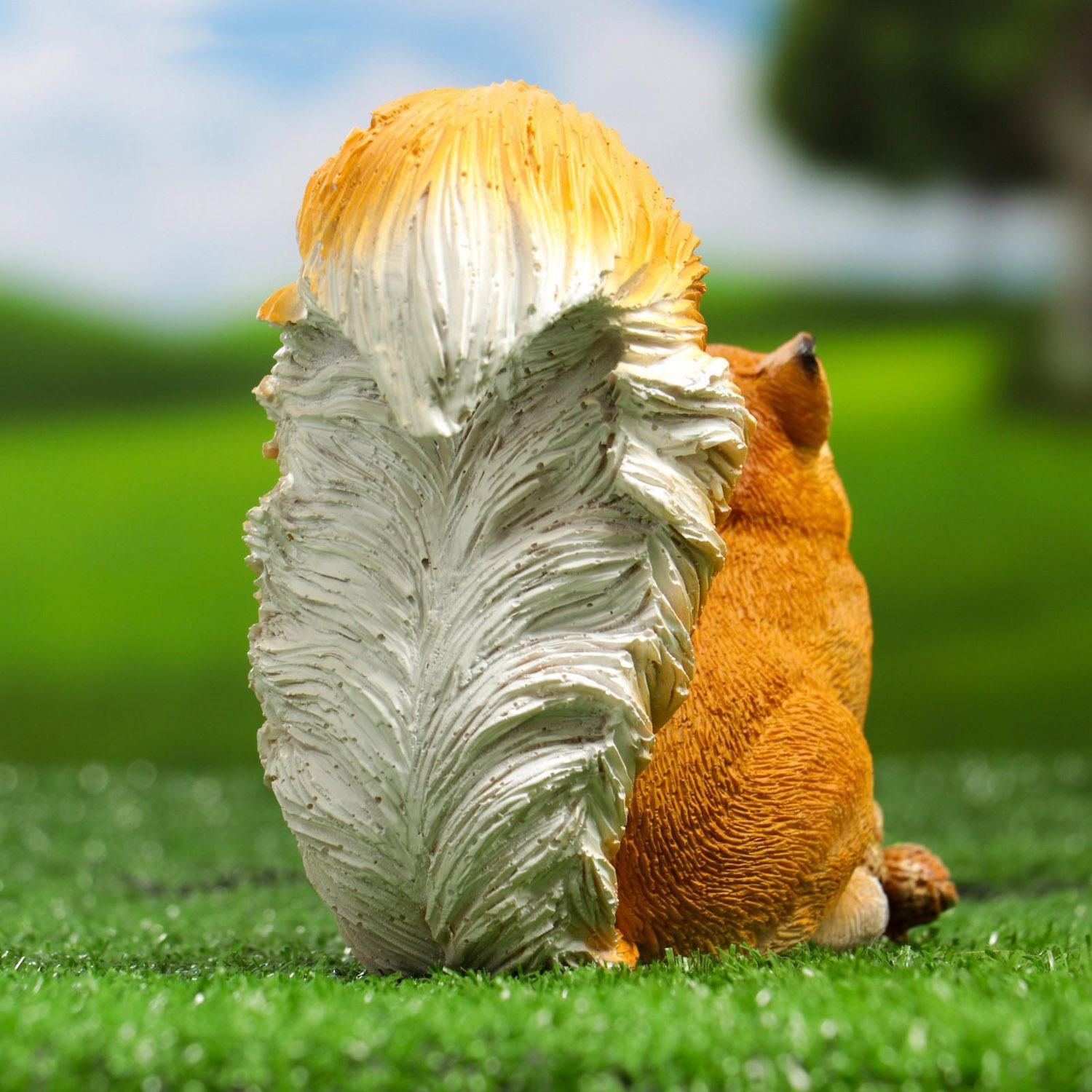 Садовая фигура "Белочка с орешками" 17х8,5х16см 5155100