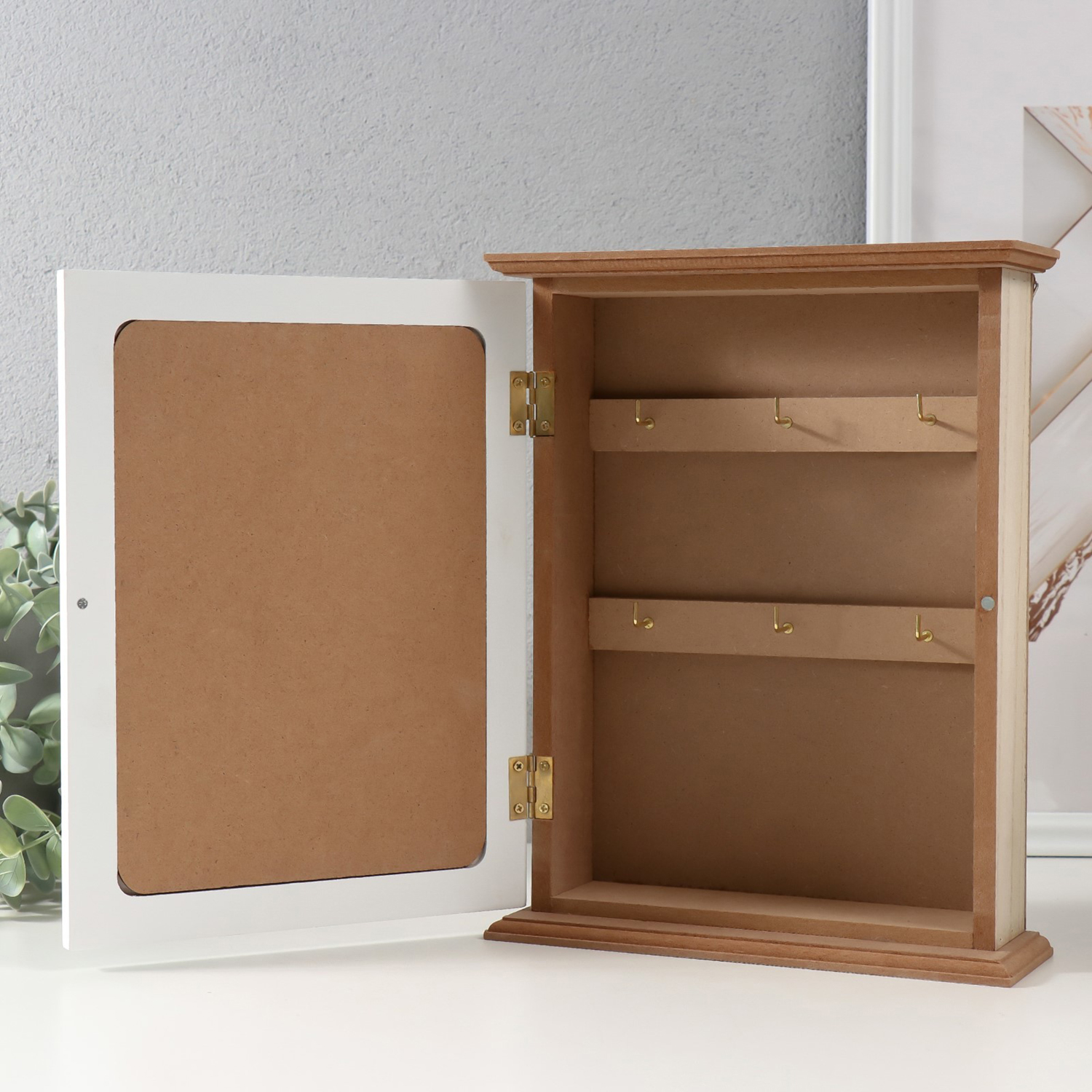 Ключница дерево 6 крючков "Белое пёрышко" 5х20х25,5 см   10534317