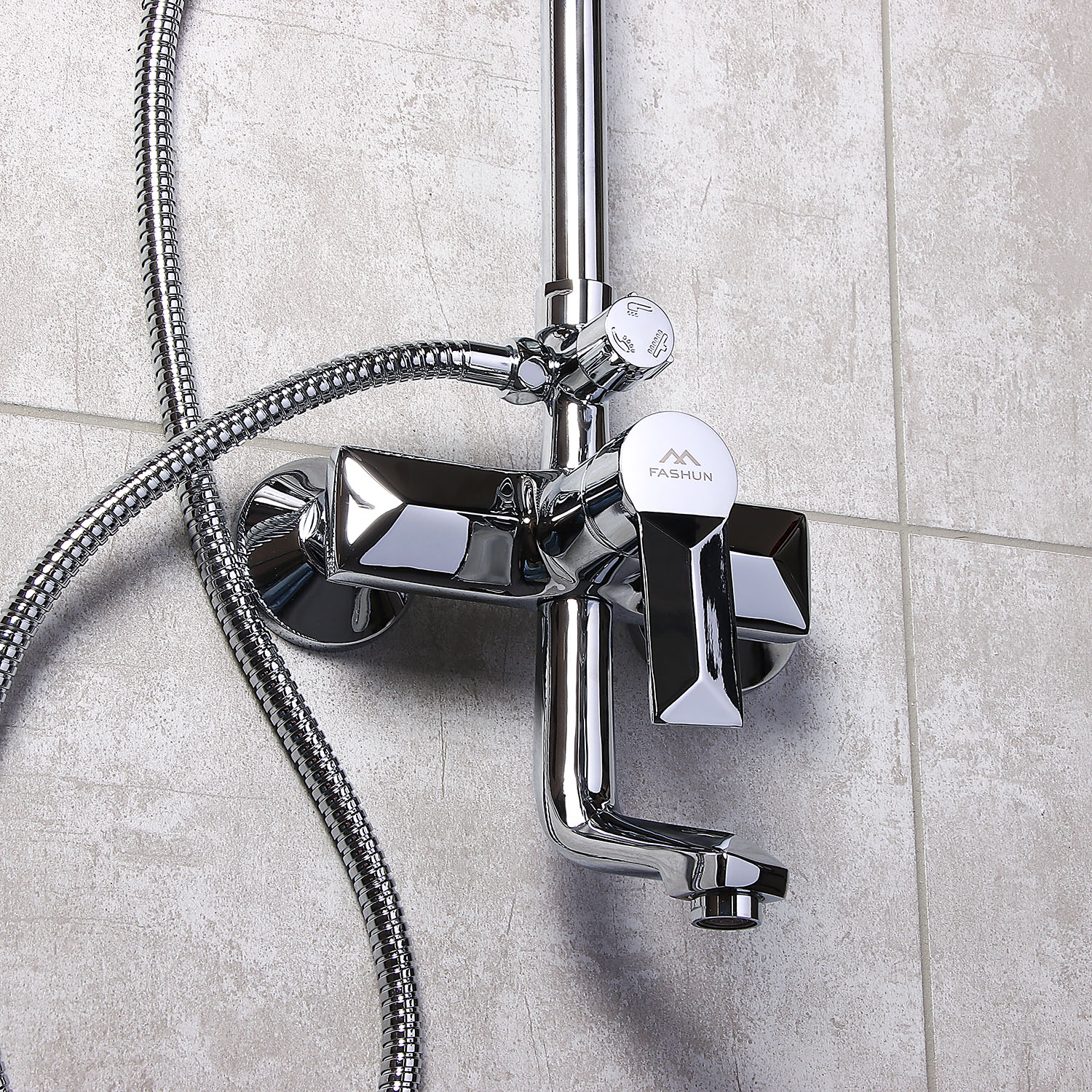 Смеситель д/ванны со стойкой для душа + ручной и тропический душ FASHUN A2418 *1