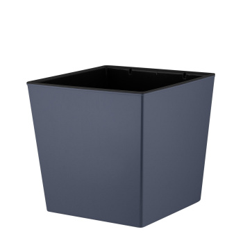 Кашпо пластм. "London CUBE" 11,6л 250х250мм h238мм со вставкой Вулканический серый IG780110026 *1/6 Кашпо пластм. "London CUBE" 11,6л 250х250мм h238мм со вставкой Вулканический серый IG780110026 *1/6