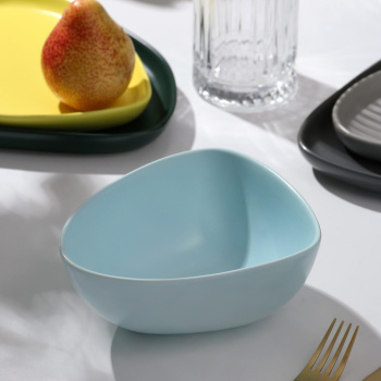 яяяМиска нестандартной формы "Голубая", 15,5 х 14 см  6478830