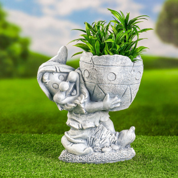 Садовая фигура "Гном с кашпо" камень, 25х24см 9487936