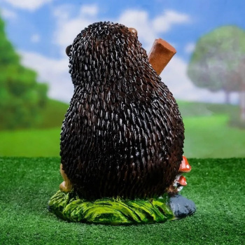 Садовая фигура "Ёж с лопатой" 20*22*31 см 1134662